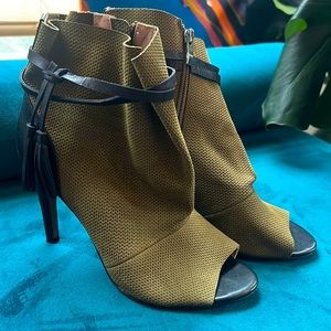 French Connection Quiney leather bootie
